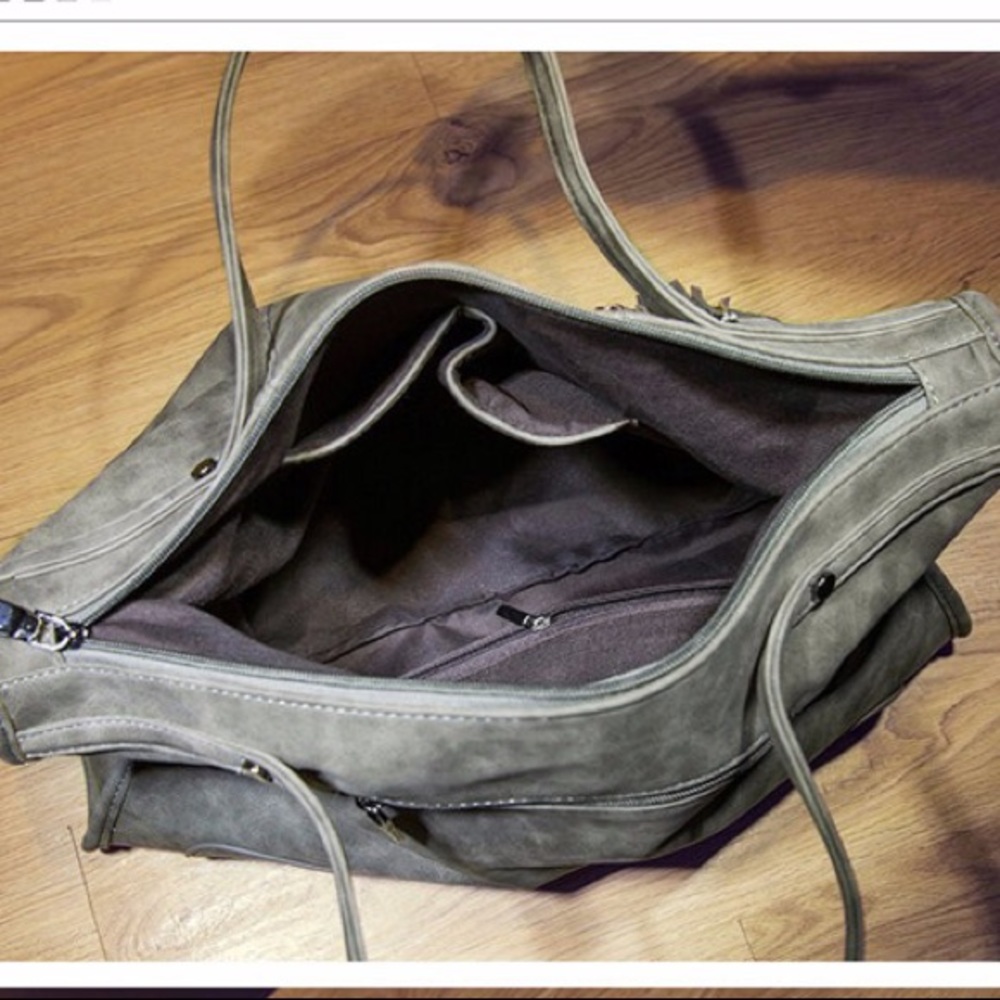 🆕 BRISTOL Vol. 2 Studded Crossbody Bag - Picture 7 of 8